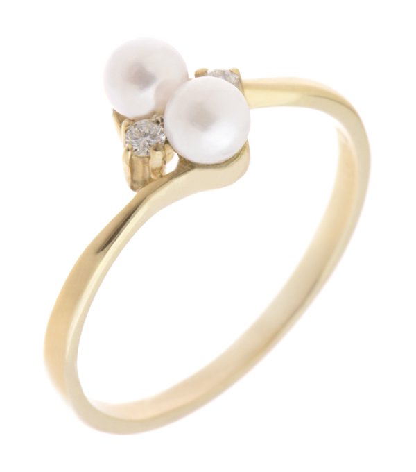 Delicate dual round pearl and diamond crossover ring