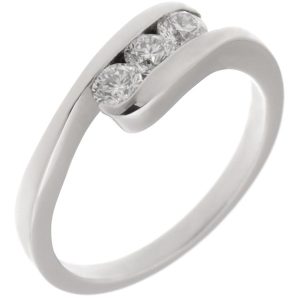 modern classic crossover trilogy ring 3 three round brilliant cut modernist style setting contemporary design diamonds platinum gold