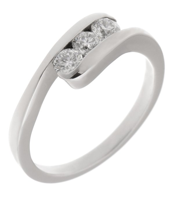 modern classic crossover trilogy ring 3 three round brilliant cut modernist style setting contemporary design diamonds platinum gold