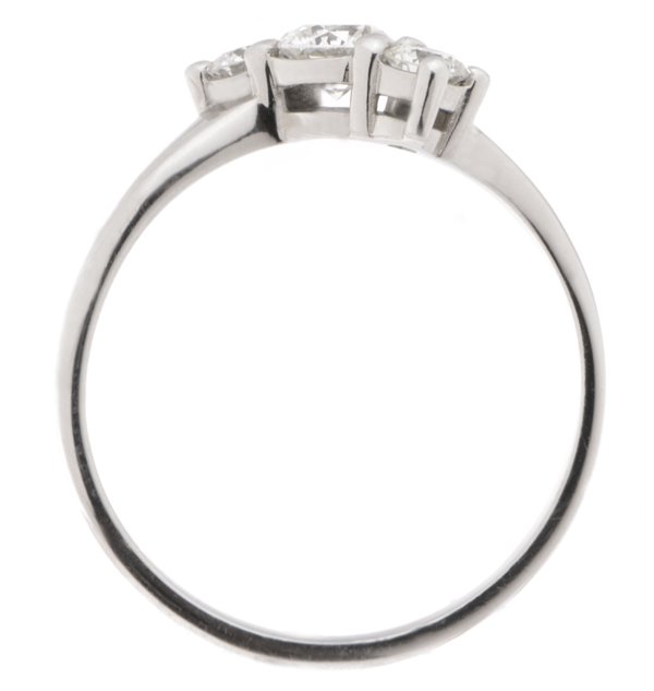 round diamond crossover trilogy ring platinum gold
