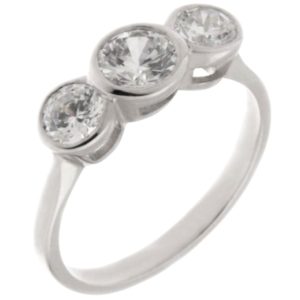 round diamond trilogy ring platinum gold