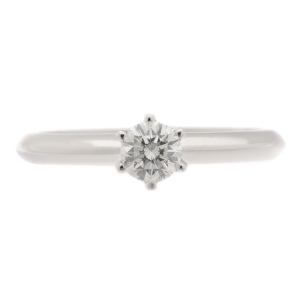 elegant six claw set round brilliant cut diamond solitaire engagement ring platinum gold