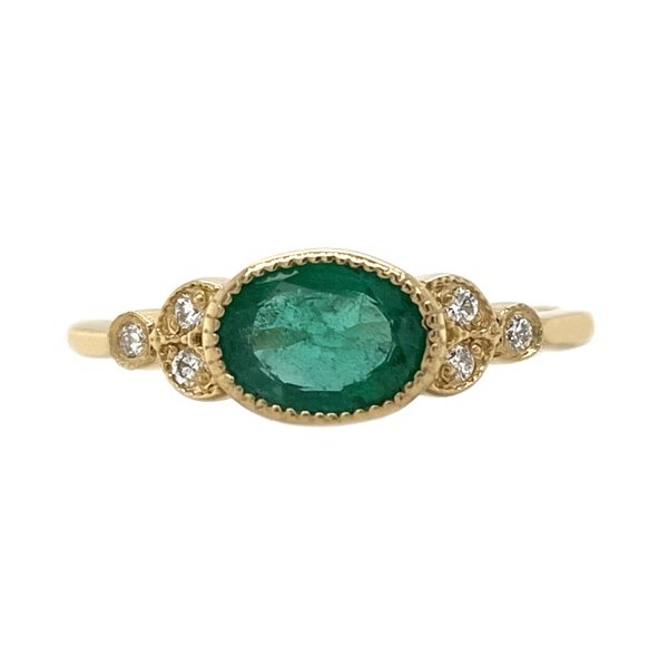 Classic art deco vintage style ring oval shape green emerald round diamond millgrain engagement cluster platinum gold