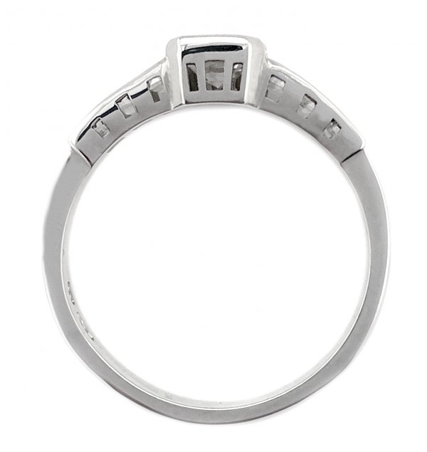 1920's Art Deco style ring GIA certificated Emerald cut diamond tapered trapeze cut diamonds shoulder Platinum