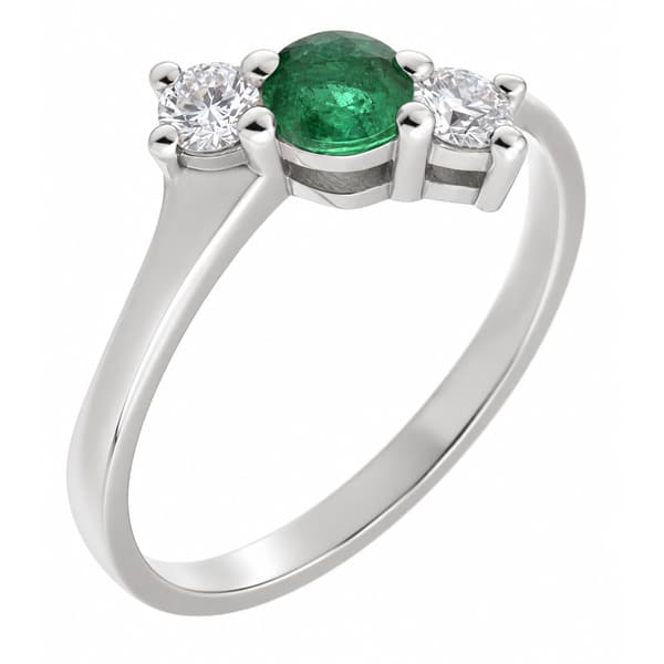 modern classic trilogy green emerald diamond ring set angle 3 three stone round brilliant cut diamonds four claw setting platinum gold